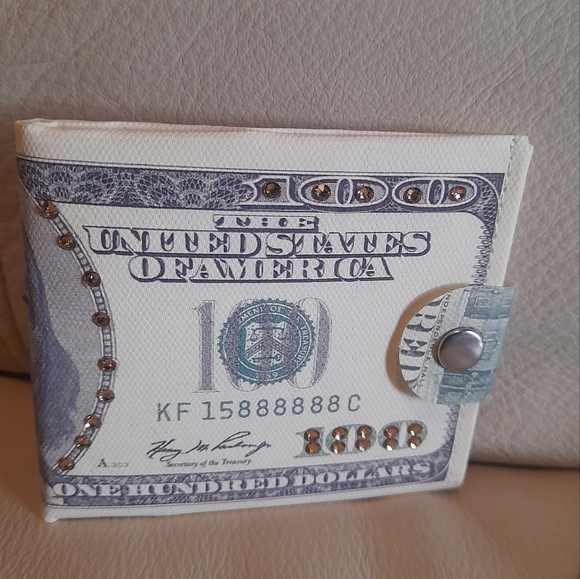 Wallet - Picture 3 of 3